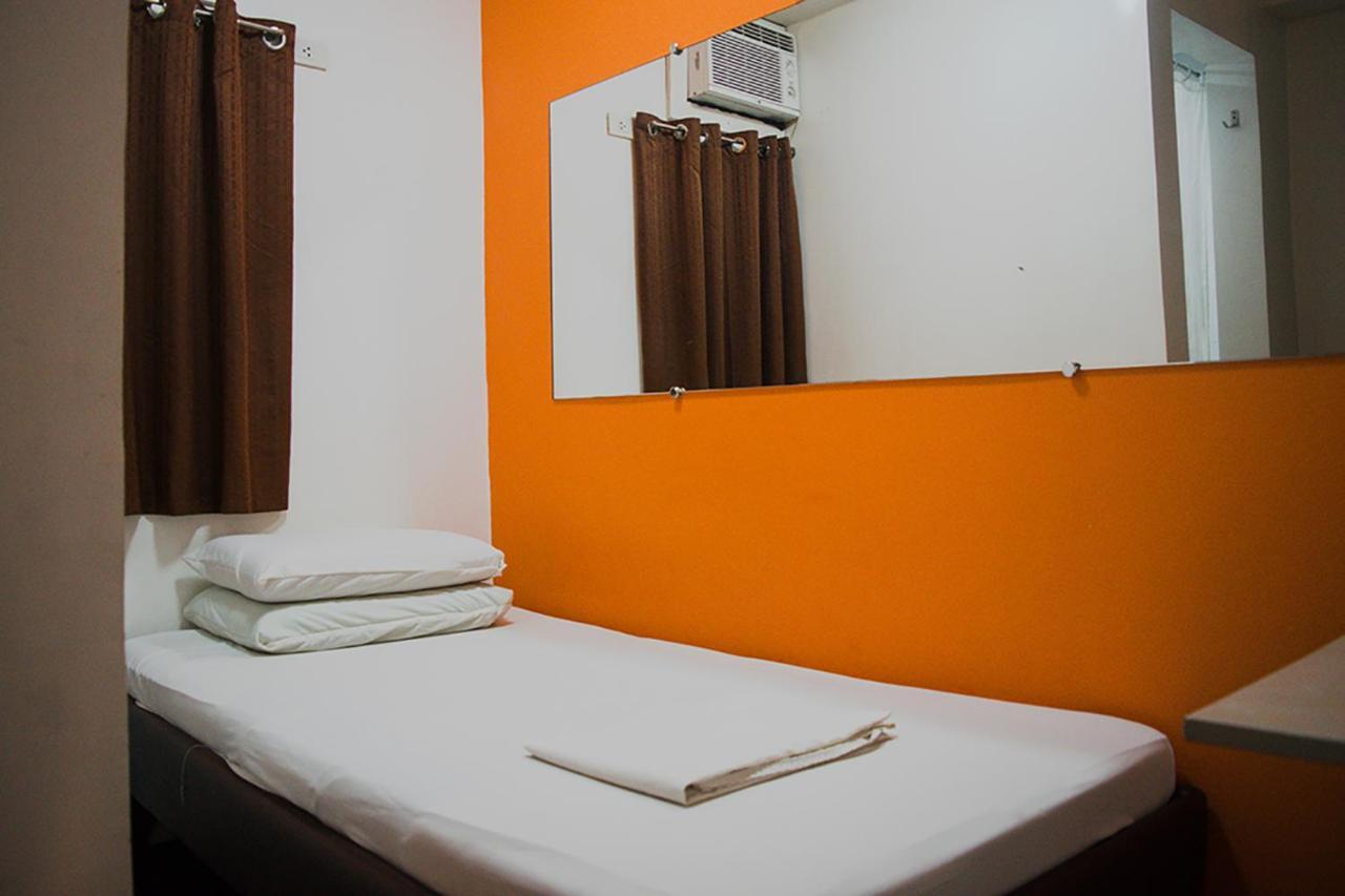 G-Galyx Inn Hotel Cagayán de Oro Habitación foto
