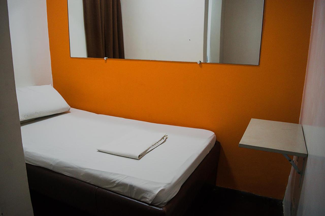 G-Galyx Inn Hotel Cagayán de Oro Habitación foto